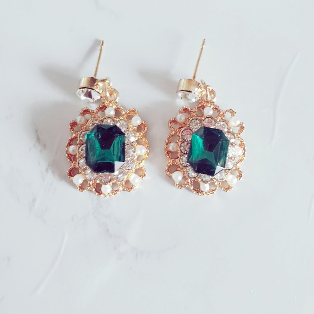 Emerald Earrings